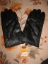 Нови ръкавици от естествена кожа, с подплата  Размер - 11 и 1/2. Цена - 30 лева. Пращав по Еконт.