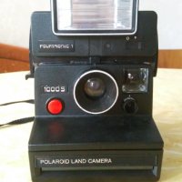 Фотоапарат Polaroid 1000 S, снимка 1 - Фотоапарати - 26331170