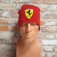 Нова зимна шапка на автомобилната марка Ferrari (Ферари) в червен цвят, снимка 3 - Шапки - 43015557