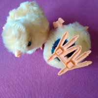 Играчка пиленце с ключе един брой, снимка 3 - Антикварни и старинни предмети - 28397175