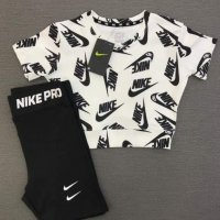 Дамски комплекти Nike, снимка 1 - Спортни екипи - 37262825