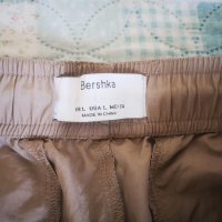 Дамски летен панталон Bershka, снимка 2 - Панталони - 36862426
