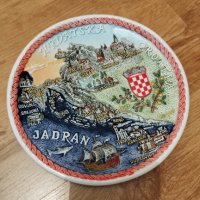 Красива порцеланова чиния за стена.Изглед от Хърватска., снимка 1 - Други - 43043706