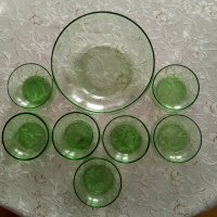 Зелен стъклен сервиз, снимка 2 - Сервизи - 43368170