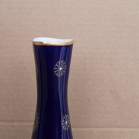 Порцеланова Немска ваза цвят кобалт, снимка 4 - Антикварни и старинни предмети - 44050241