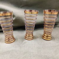 Продавам тънкостенни кристални чаши със златен кант, снимка 1 - Чаши - 37014338