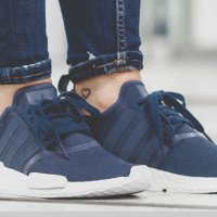 Оригинални маратонки ADIDAS NMD R1  номер 38 , снимка 3 - Маратонки - 26989215