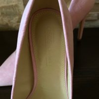 Обувки, снимка 4 - Дамски обувки на ток - 27018765