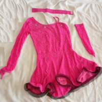 Дантелена розова рокля за танци или повод, снимка 1 - Детски рокли и поли - 38349984