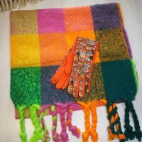 Дамски шалове и ръкавици , снимка 3 - Шапки - 15644905
