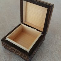Дървена кутийка за бижу, снимка 3 - Антикварни и старинни предмети - 26597228
