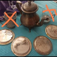 Арабски чайник с чинийки, снимка 1 - Чинии - 42614283