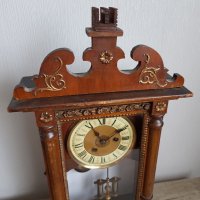 Стар настолен механичен часовник, снимка 3 - Антикварни и старинни предмети - 37485790