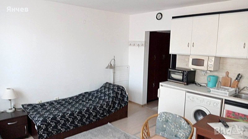 Дава се под наем апартамент в центъра на град Обзор, снимка 1