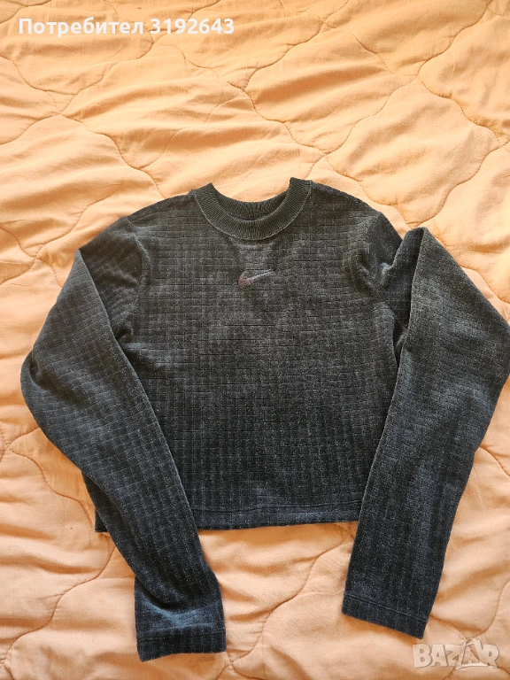 Къса блуза на nike, снимка 1