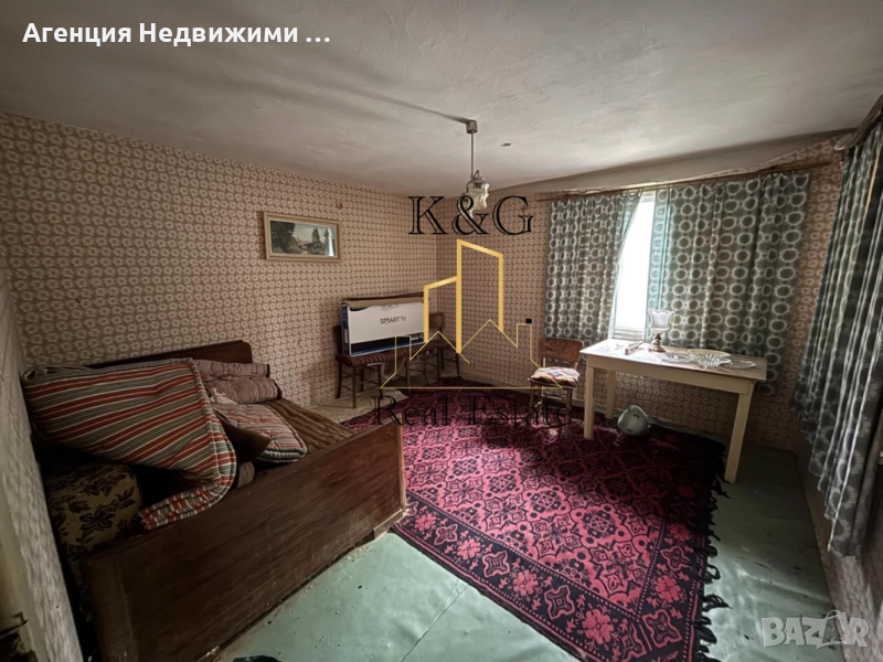 Двуетажна къща в с. Ушинци , снимка 1