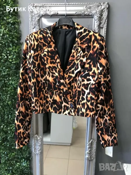 Късо дамско сако, снимка 1