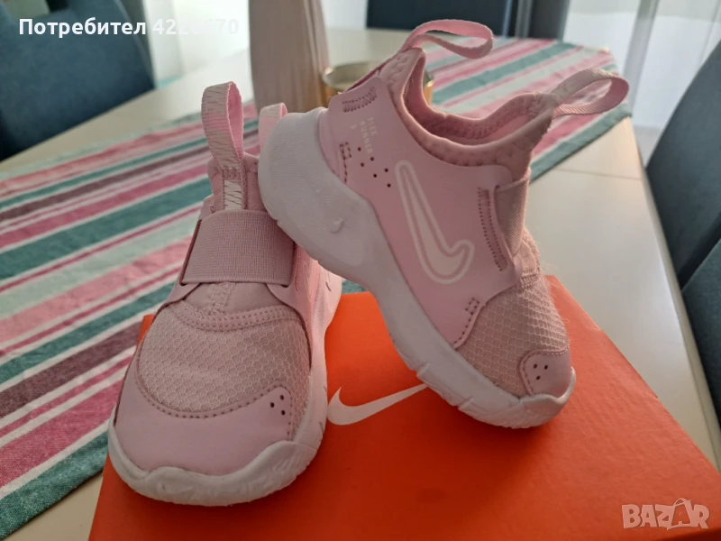 Бебешки маратонки NIKE, снимка 1