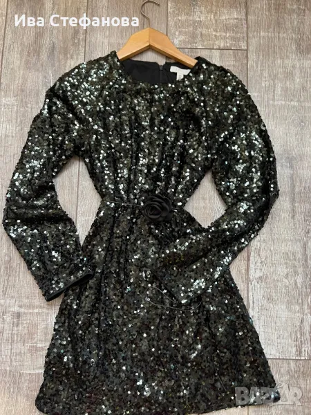 Wow блестяща нова  къса парти коктейлна официална тъмно маслено зелена еластична рокля пайети, снимка 1