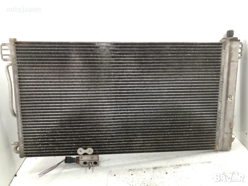 Климатичен радиатор Mercedes W203 C-class C180 A2035000054, снимка 1