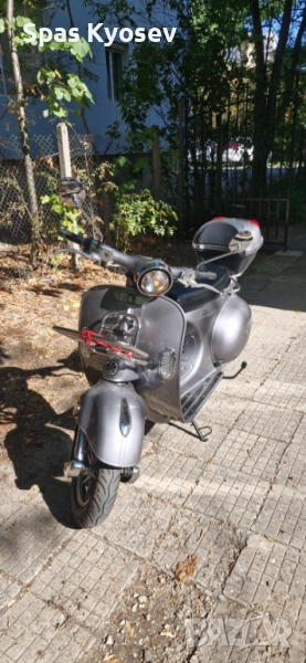 Електрически Мотопед/скутер ELEKTROROLLER FUTURA с VESPA дизайн 4000W, снимка 1