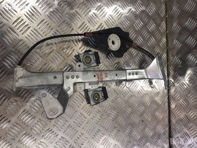 Преден десен стъклоповдигач Ford Fiesta,2004г., снимка 1