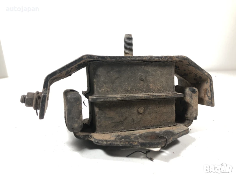 Тампон двигател Mitsubishi Pajero 2.8 128кс 1998г, снимка 1