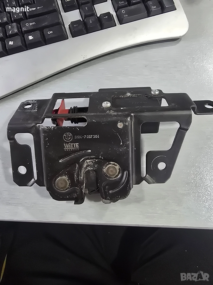 7057364 Брава заден капак за BMW X3 Series E83, снимка 1