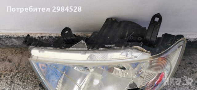 Фар за Mitsubishi L200 / Митсубиши Л200, снимка 3 - Части - 40712727