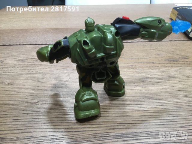 Трансформер McDonalds Happy Meal Toy 2013 Transformers Bulkhead Green Robot Alien, снимка 3 - Други - 43171551