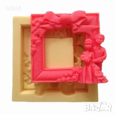 Младоженци рамка сватба силиконов молд форма калъп сватбен гипс 