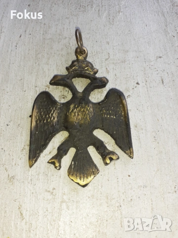 Масивен бронзов медальон двуглав орел с корона, снимка 3 - Антикварни и старинни предмети - 53385436
