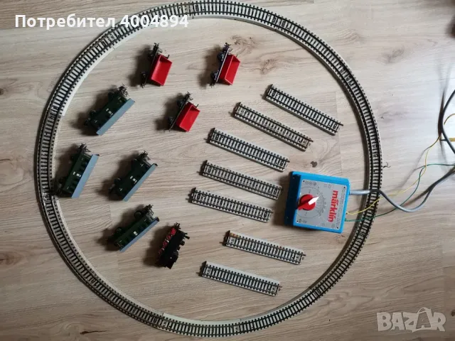 Запазено и действащо колекционерско електрическо влакче Marklin 3, снимка 3 - Колекции - 48810525