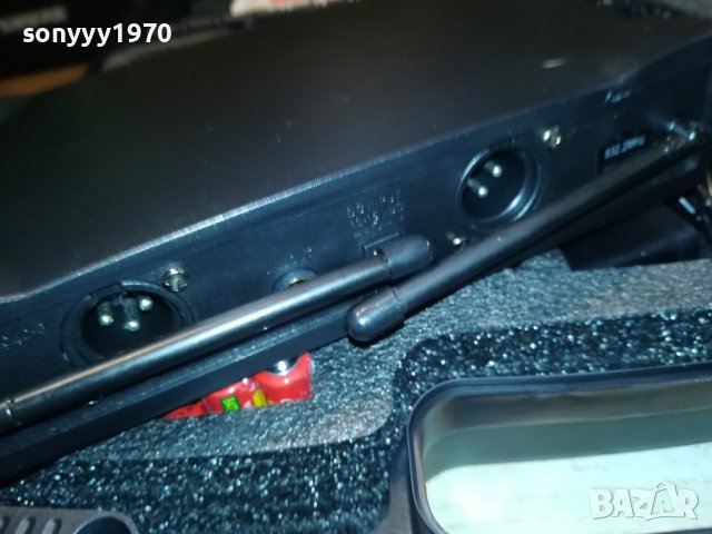 SHURE WIRELESS MICROPHONE 3008221650, снимка 10 - Микрофони - 37847730