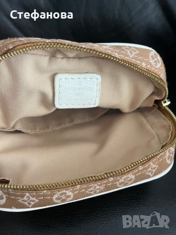 Чантичка Louis Vuitton, снимка 3 - Чанти - 43375115