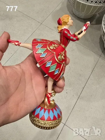 коледни статуетки, снимка 2 - Декорация за дома - 48206742