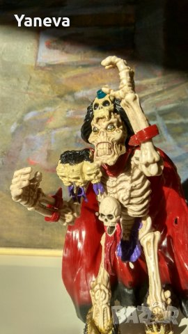 Vintage, екшън фигура Baron Dark Skeleton Warriors,Playmates Toys 1994 LEG., снимка 3 - Колекции - 39105983