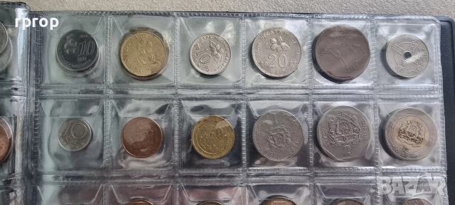 Чисто нов класьор с 100 монети, снимка 12 - Нумизматика и бонистика - 51576511