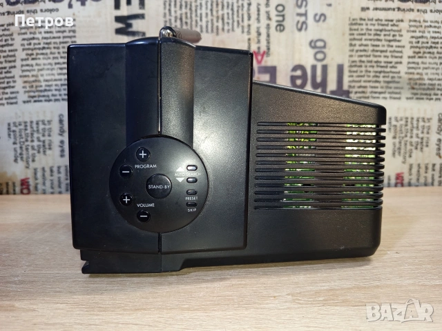 Мини Телевизорче "Roadstar" CTV-510.6", снимка 4 - Антикварни и старинни предмети - 53419246