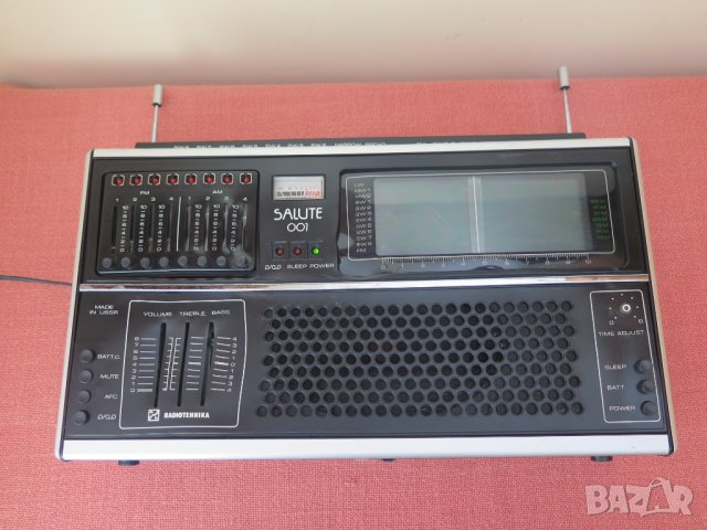 USSR Vintage Salute 001 - 1980г, висок клас радио, снимка 12 - Радиокасетофони, транзистори - 43100196