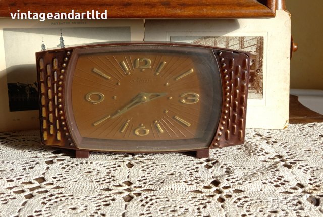 Маяк часовник много рядък модел, работи точно, 7 дневен каминен, снимка 3 - Антикварни и старинни предмети - 36595788