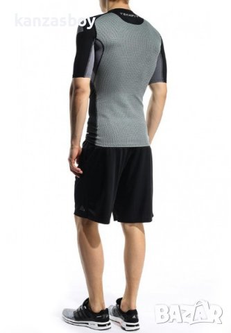 adidas Tech-Fit PowerWeb Compression Top - страхотна мъжка тениска КАТО НОВА, снимка 3 - Тениски - 38025379