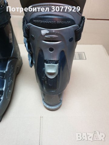 Скиорски обувки Nordika 41 номер, снимка 4 - Спортна екипировка - 38598478