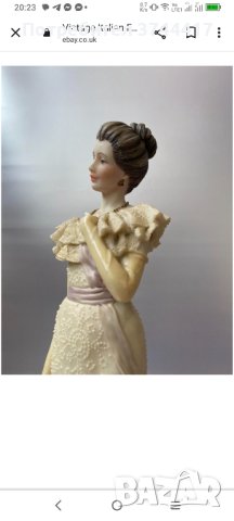 Очарователна порцеланова фигурка винтаж Италианска от А.Велкари стилна производство Addibal , снимка 16 - Колекции - 44119339