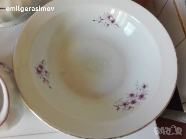 Порцеланов сервиз - български., снимка 3 - Сервизи - 37134870
