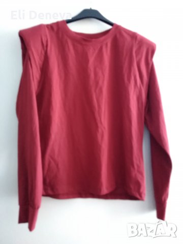 Блузи, снимка 1 - Блузи с дълъг ръкав и пуловери - 32785374
