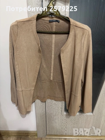 Дамски сака и якета , снимка 5 - Якета - 53609632