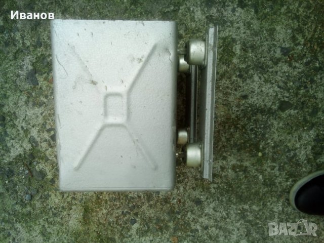 Кутии за апаратура различни, снимка 18 - Друга електроника - 32664436