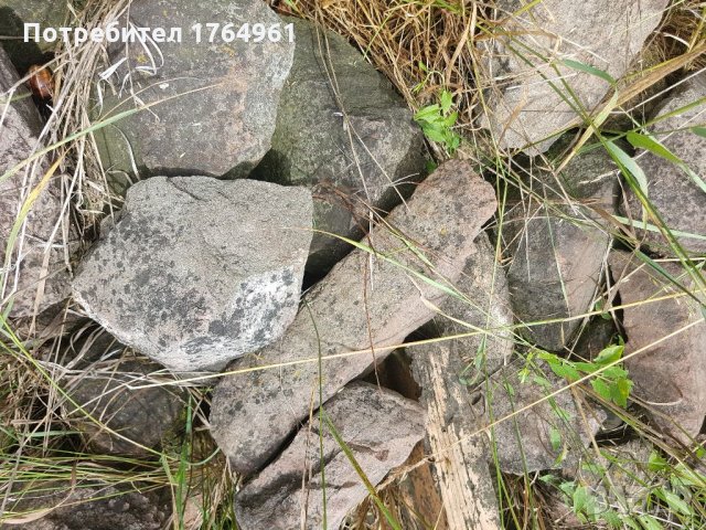 Червени камъни от ограда , снимка 2 - Други - 33275994