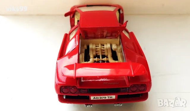 Bburago Lamborghini Diablo 1990 1:24 MADE IN ITALY, снимка 3 - Колекции - 48920202